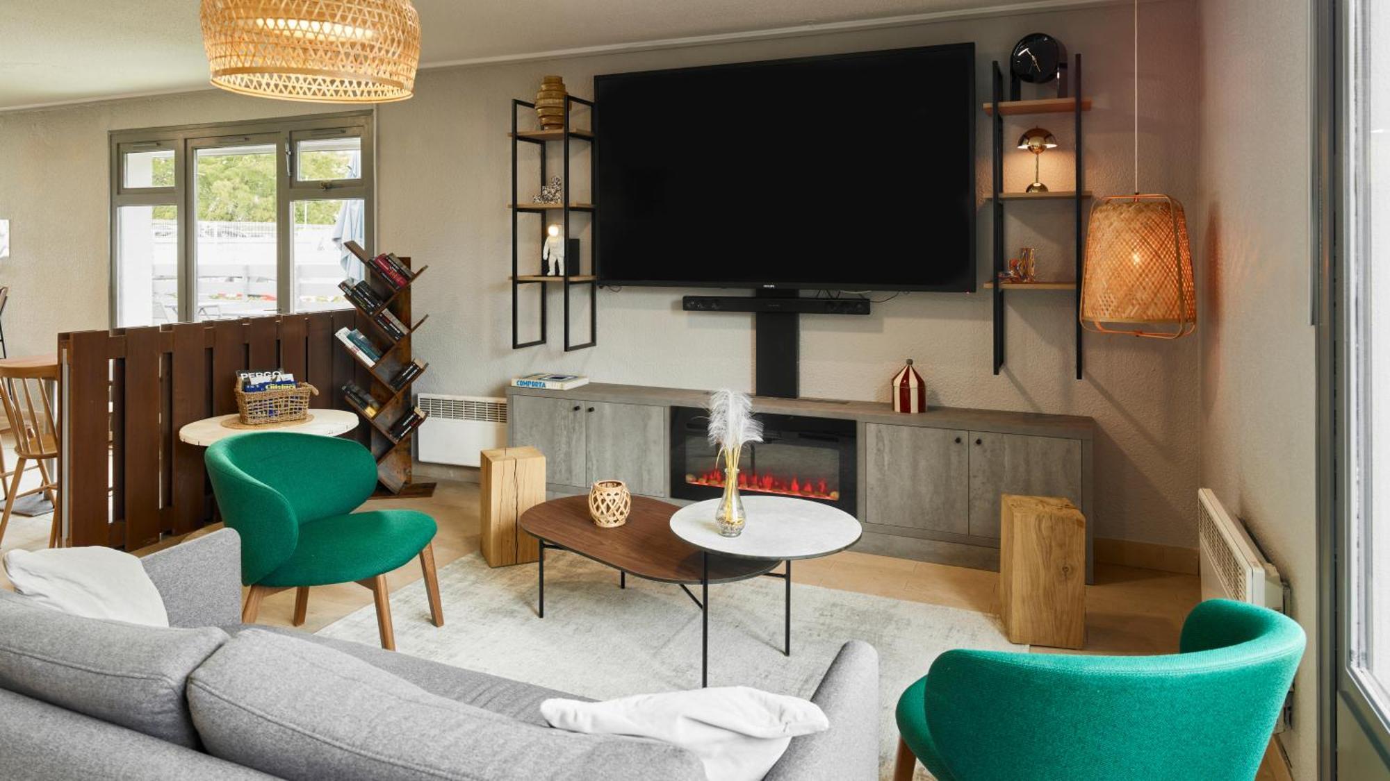 Campanile Nature - Marne La Vallee Chelles Ngoại thất bức ảnh
